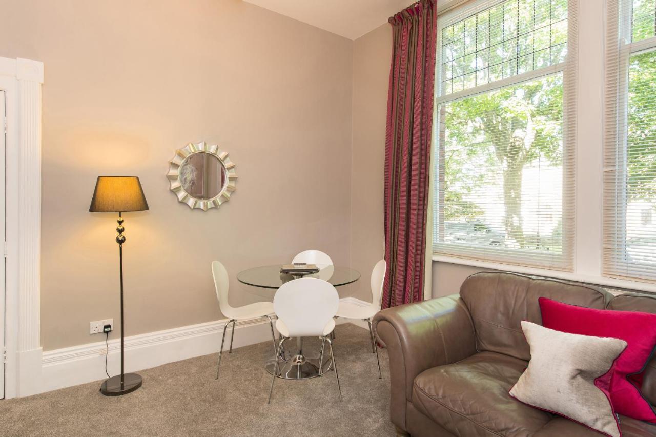 Albany House By Harrogate Serviced Apartments Buitenkant foto