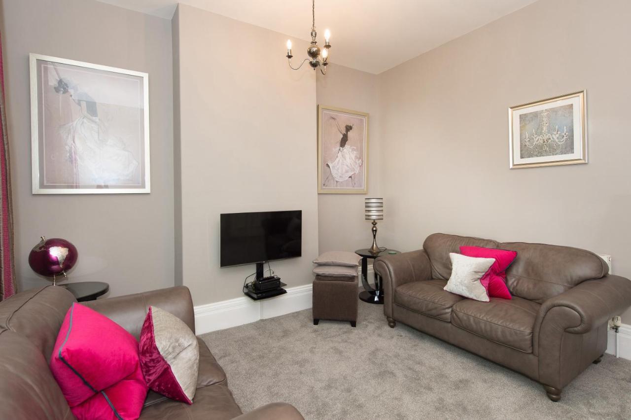 Albany House By Harrogate Serviced Apartments Buitenkant foto