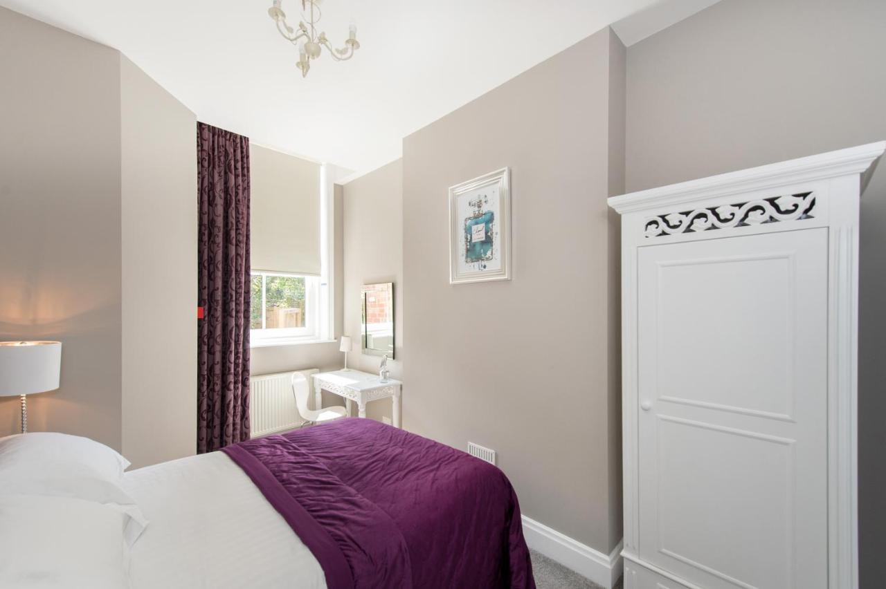Albany House By Harrogate Serviced Apartments Buitenkant foto
