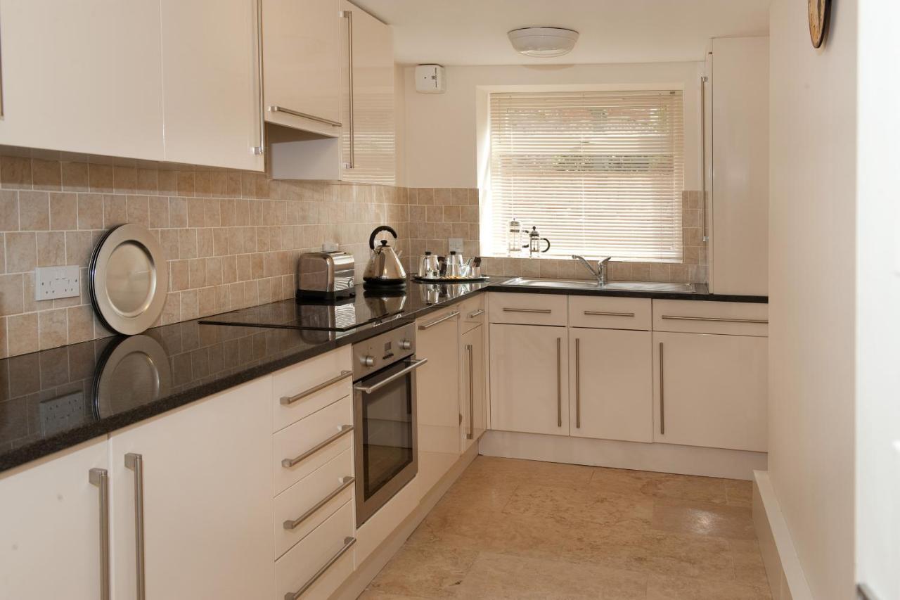 Albany House By Harrogate Serviced Apartments Buitenkant foto